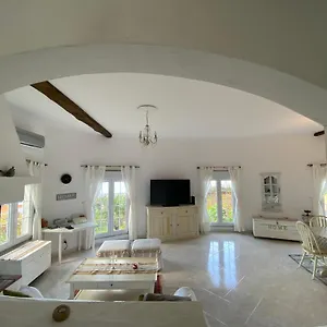 ocean-garden-lovely-2-bedroom-loft-close-to-the-ocean.madeira-islandshotels.com/